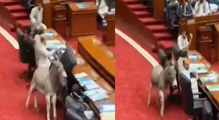 Aajkaal Daily (Desh Pardesh Ni Aajkaal)