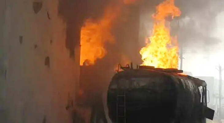 Aajkaal Daily (Desh Pardesh Ni Aajkaal)