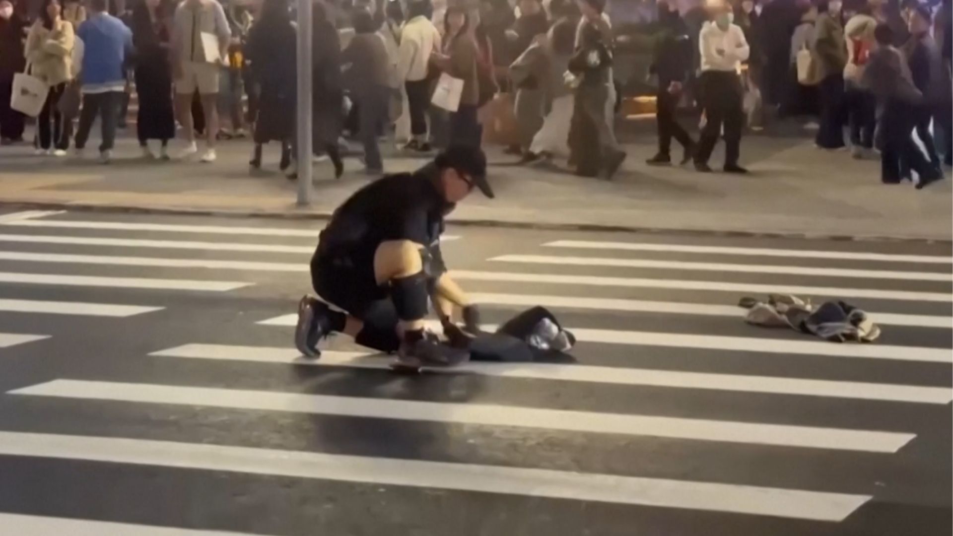 Aajkaal Daily (Desh Pardesh Ni Aajkaal)