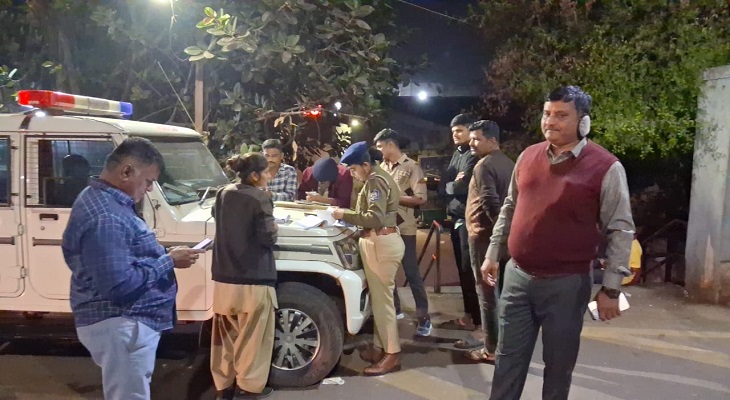 Aajkaal Daily (Desh Pardesh Ni Aajkaal)