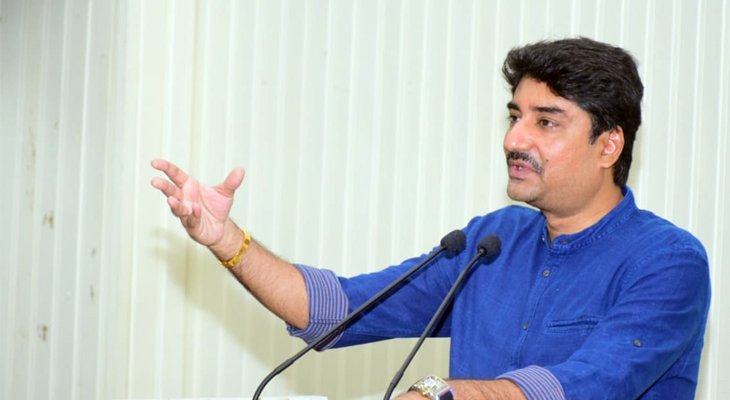 Aajkaal Daily (Desh Pardesh Ni Aajkaal)