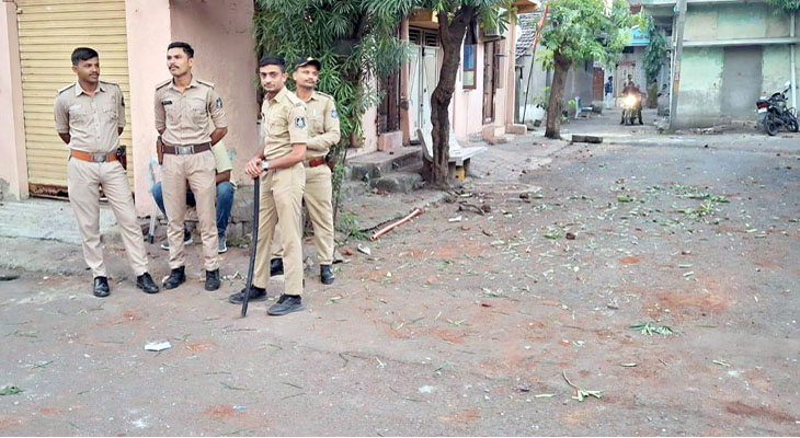 Aajkaal Daily (Desh Pardesh Ni Aajkaal)