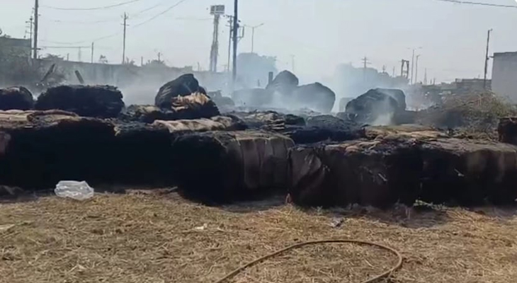 Aajkaal Daily (Desh Pardesh Ni Aajkaal)