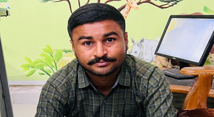 Aajkaal Daily (Desh Pardesh Ni Aajkaal)