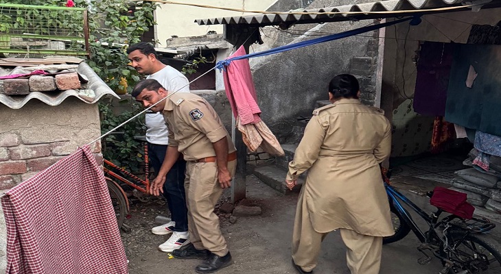 Aajkaal Daily (Desh Pardesh Ni Aajkaal)