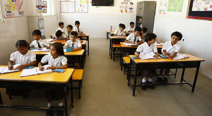 Aajkaal Daily (Desh Pardesh Ni Aajkaal)