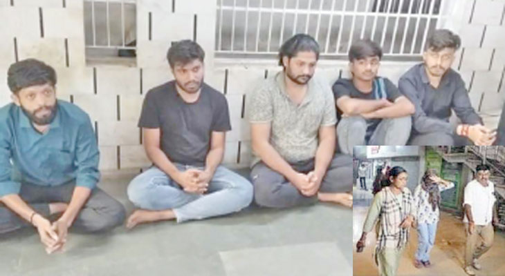 Aajkaal Daily (Desh Pardesh Ni Aajkaal)