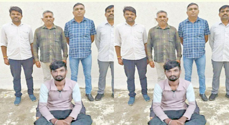 Aajkaal Daily (Desh Pardesh Ni Aajkaal)