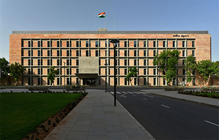 Aajkaal Daily (Desh Pardesh Ni Aajkaal)