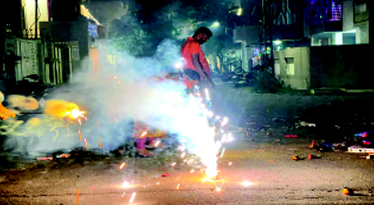 Aajkaal Daily (Desh Pardesh Ni Aajkaal)