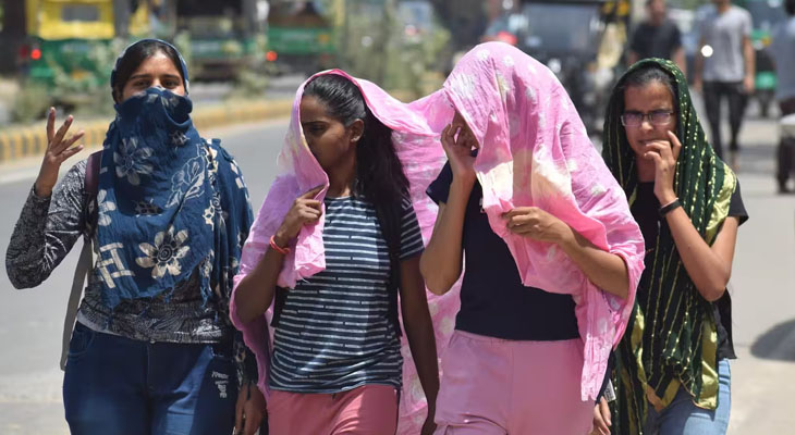 Aajkaal Daily (Desh Pardesh Ni Aajkaal)