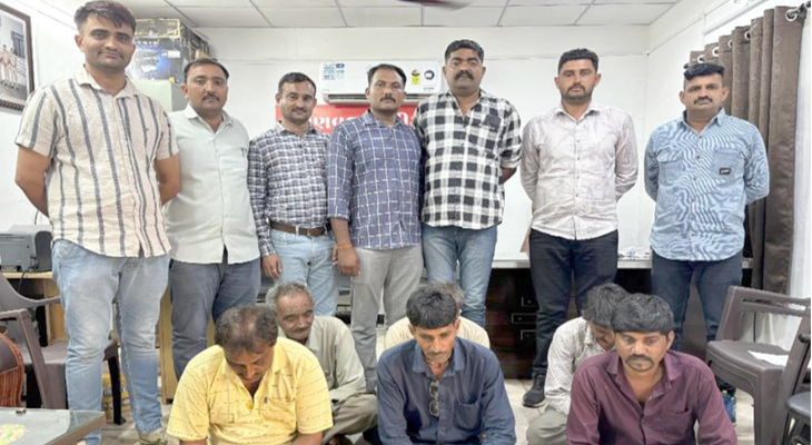 Aajkaal Daily (Desh Pardesh Ni Aajkaal)