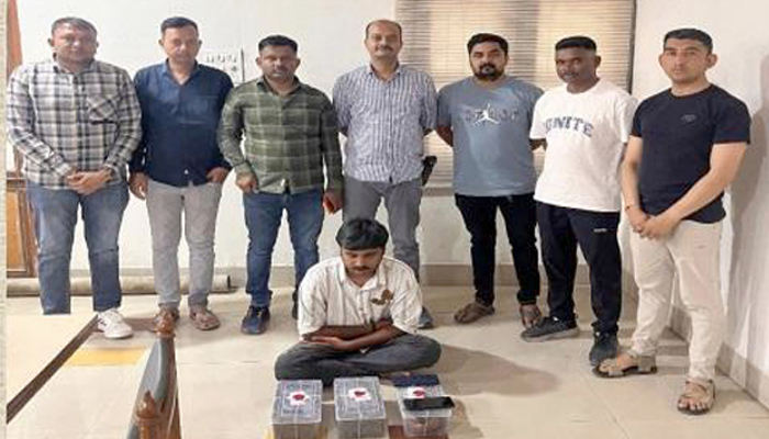 Aajkaal Daily (Desh Pardesh Ni Aajkaal)