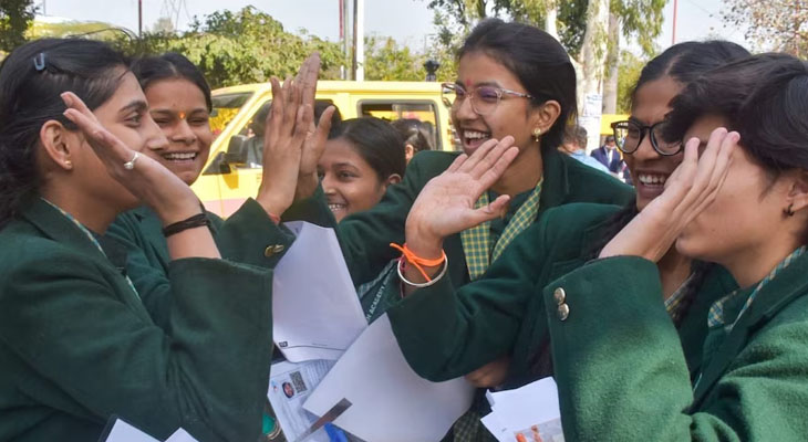 Aajkaal Daily (Desh Pardesh Ni Aajkaal)