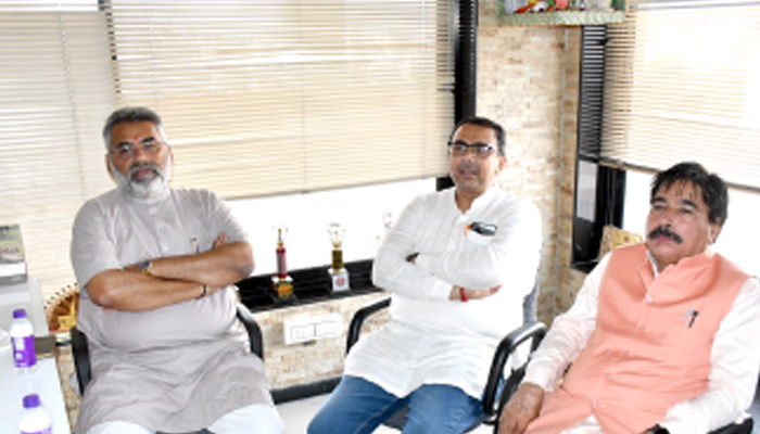 Aajkaal Daily (Desh Pardesh Ni Aajkaal)