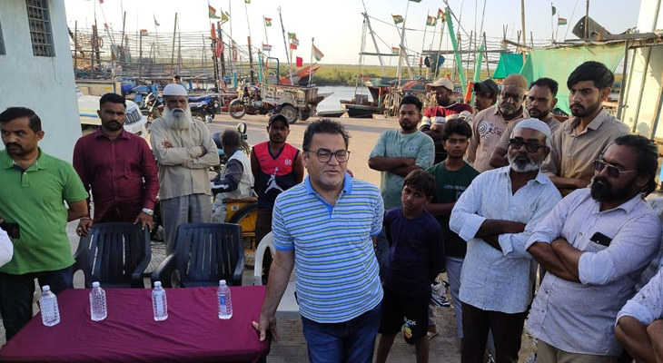 Aajkaal Daily (Desh Pardesh Ni Aajkaal)