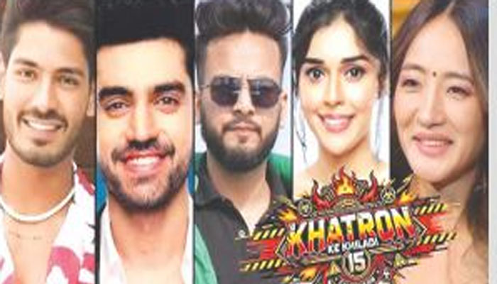 Aajkaal Daily (Desh Pardesh Ni Aajkaal)