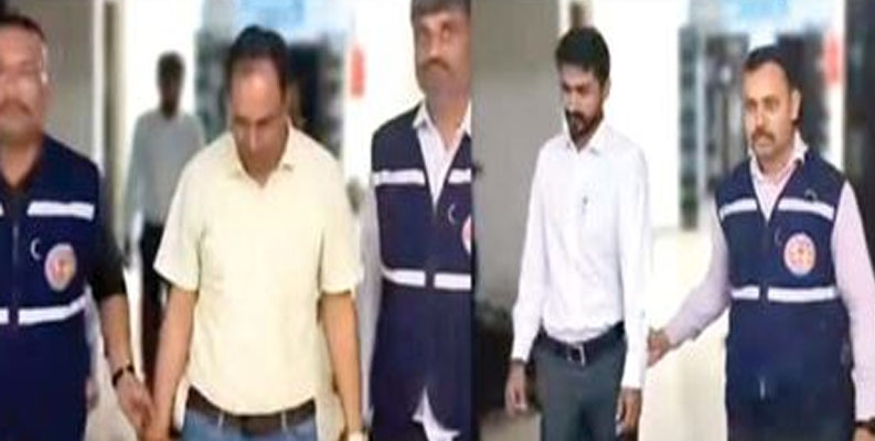 Aajkaal Daily (Desh Pardesh Ni Aajkaal)