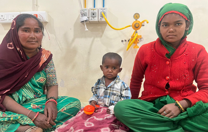 Aajkaal Daily (Desh Pardesh Ni Aajkaal)