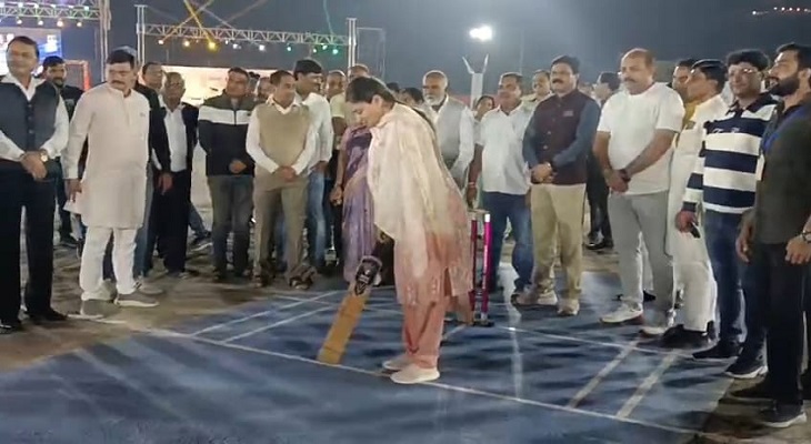 Aajkaal Daily (Desh Pardesh Ni Aajkaal)