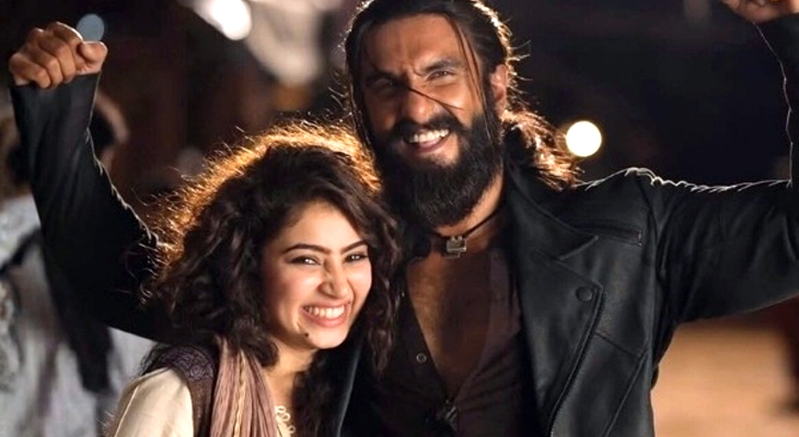 Aajkaal Daily (Desh Pardesh Ni Aajkaal)