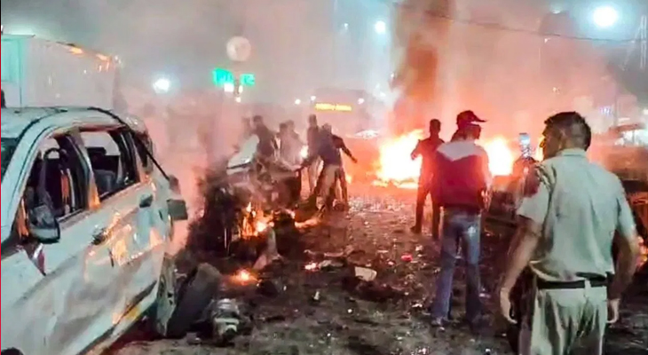 Aajkaal Daily (Desh Pardesh Ni Aajkaal)