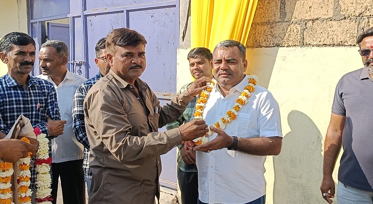 Aajkaal Daily (Desh Pardesh Ni Aajkaal)