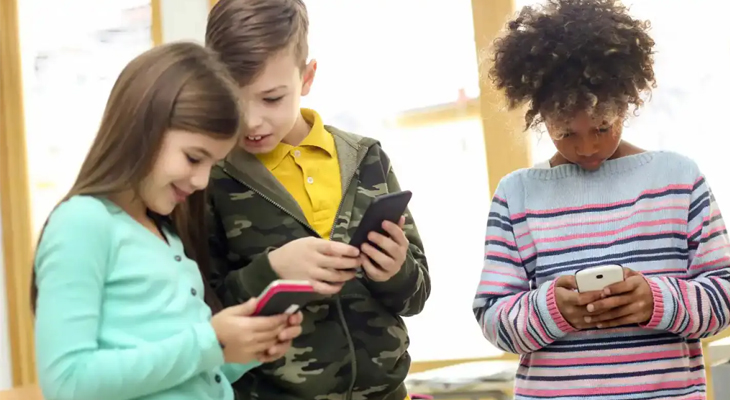 Aajkaal Daily (Desh Pardesh Ni Aajkaal)