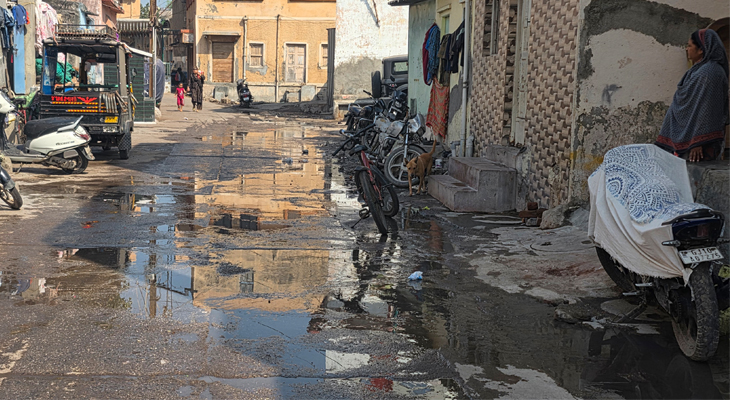 Aajkaal Daily (Desh Pardesh Ni Aajkaal)