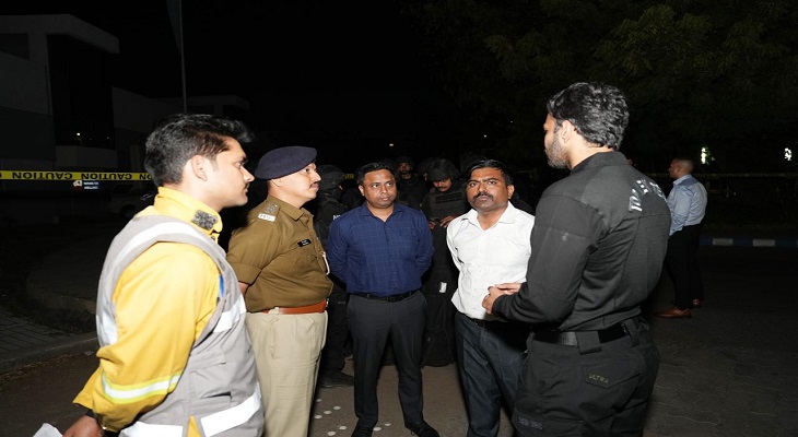 Aajkaal Daily (Desh Pardesh Ni Aajkaal)