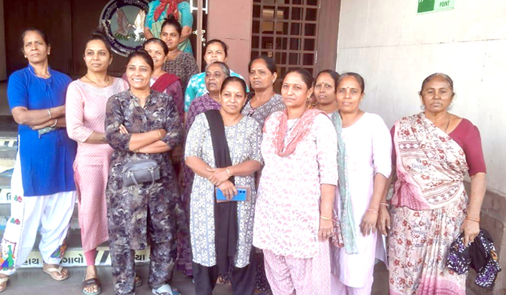 Aajkaal Daily (Desh Pardesh Ni Aajkaal)