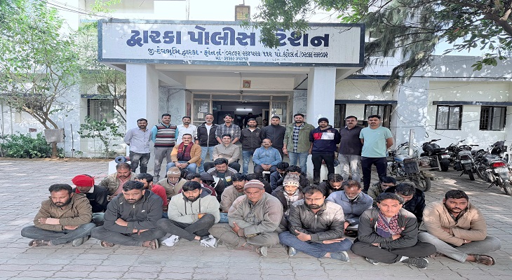 Aajkaal Daily (Desh Pardesh Ni Aajkaal)