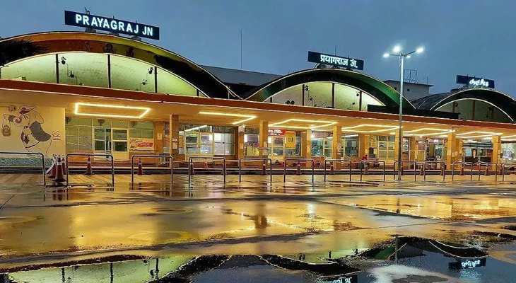 Aajkaal Daily (Desh Pardesh Ni Aajkaal)