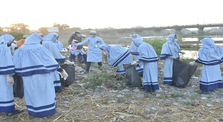 Aajkaal Daily (Desh Pardesh Ni Aajkaal)