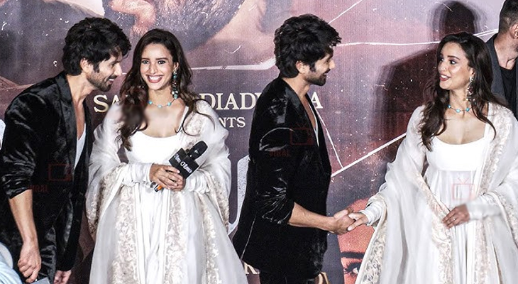 Aajkaal Daily (Desh Pardesh Ni Aajkaal)