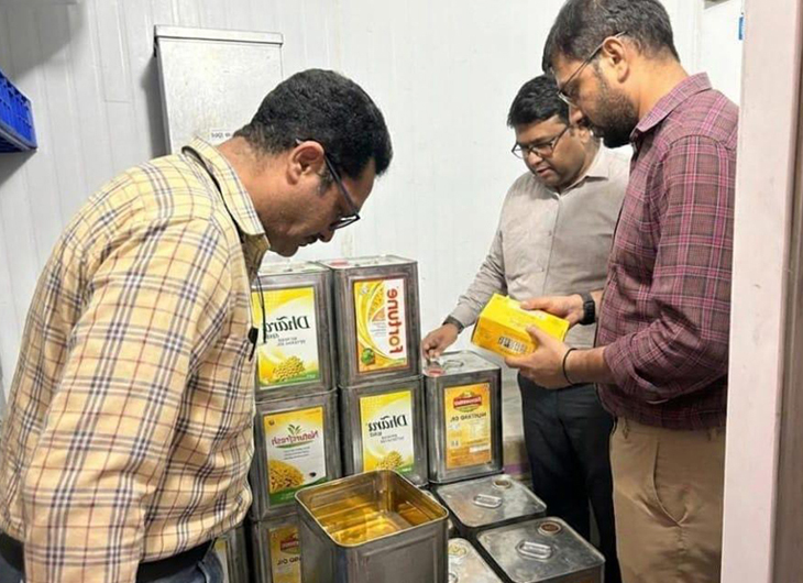 Aajkaal Daily (Desh Pardesh Ni Aajkaal)