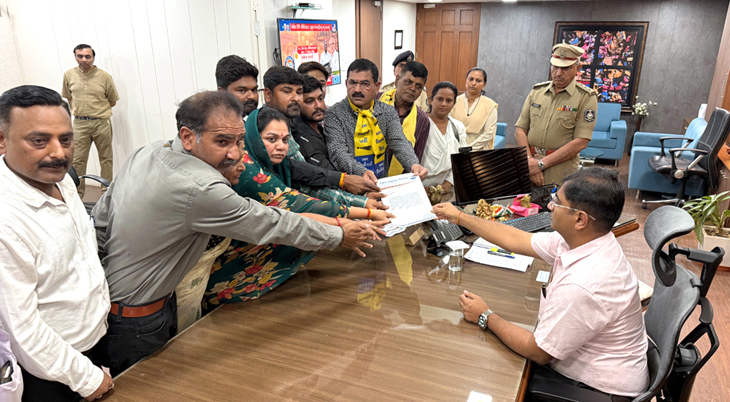 Aajkaal Daily (Desh Pardesh Ni Aajkaal)