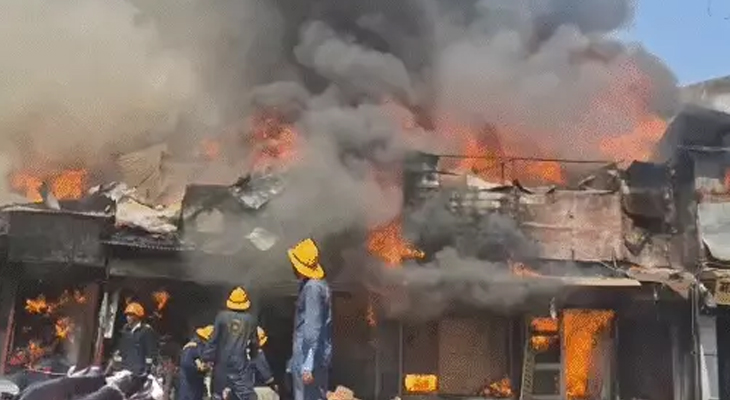 Aajkaal Daily (Desh Pardesh Ni Aajkaal)