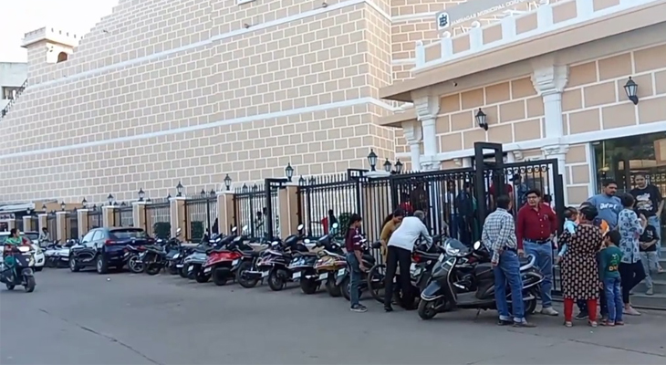 Aajkaal Daily (Desh Pardesh Ni Aajkaal)