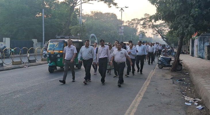 Aajkaal Daily (Desh Pardesh Ni Aajkaal)