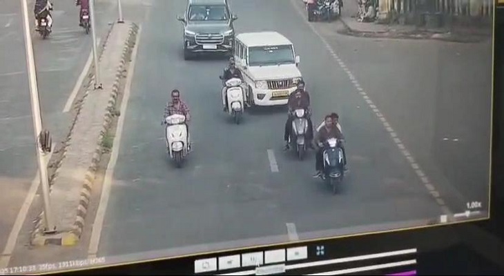 Aajkaal Daily (Desh Pardesh Ni Aajkaal)