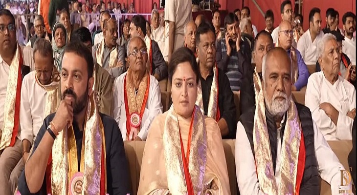 Aajkaal Daily (Desh Pardesh Ni Aajkaal)