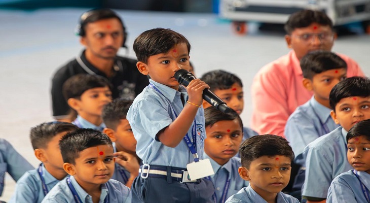 Aajkaal Daily (Desh Pardesh Ni Aajkaal)