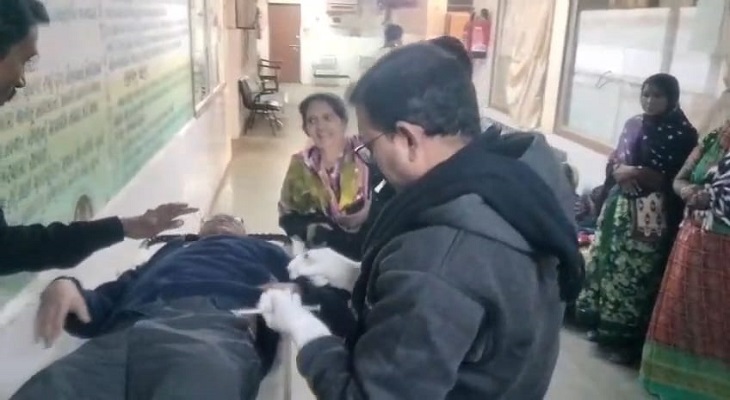 Aajkaal Daily (Desh Pardesh Ni Aajkaal)