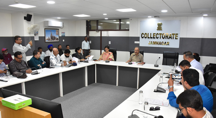 Aajkaal Daily (Desh Pardesh Ni Aajkaal)