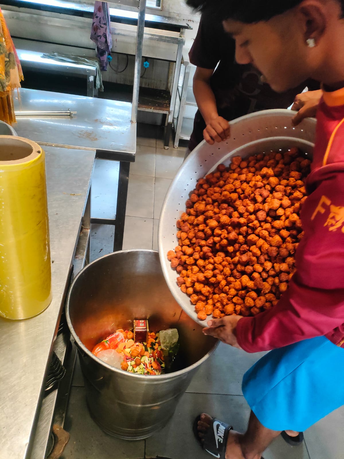 Aajkaal Daily (Desh Pardesh Ni Aajkaal)