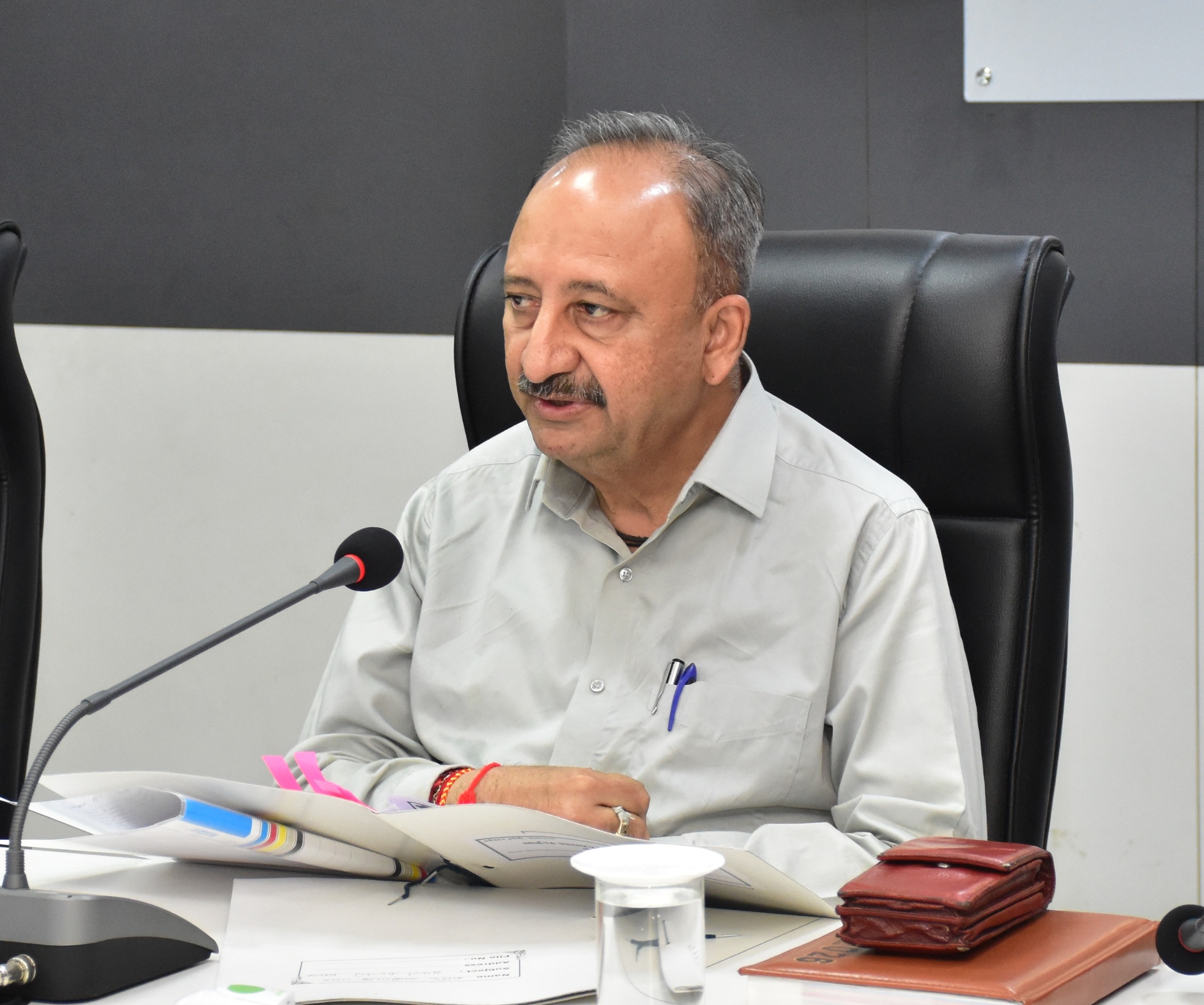 Aajkaal Daily (Desh Pardesh Ni Aajkaal)