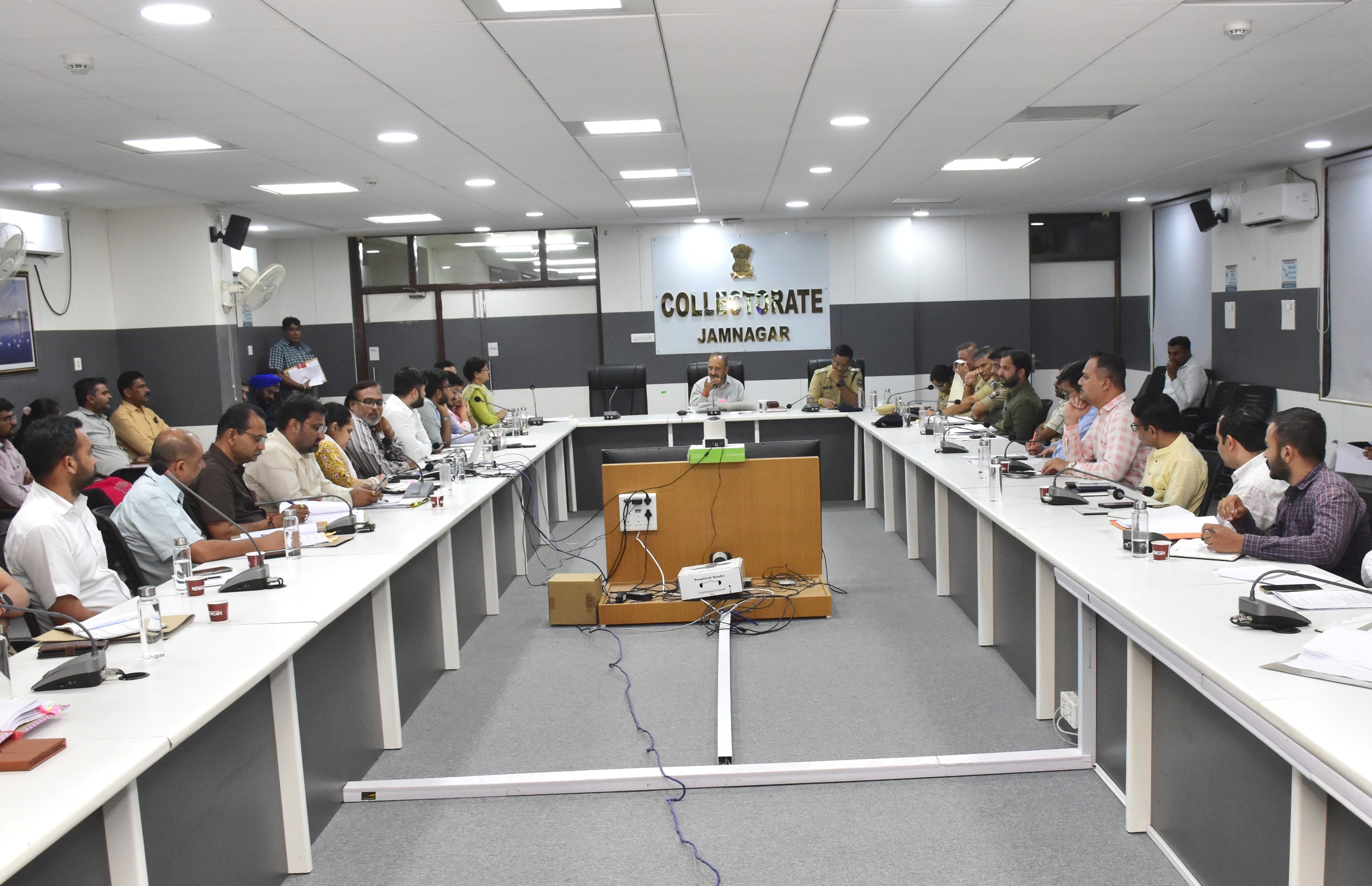 Aajkaal Daily (Desh Pardesh Ni Aajkaal)