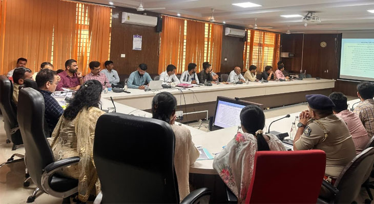 Aajkaal Daily (Desh Pardesh Ni Aajkaal)