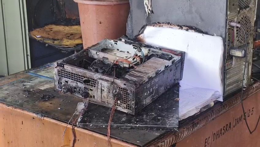 Aajkaal Daily (Desh Pardesh Ni Aajkaal)